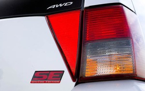 2007 Mitsubishi Endeavor SE Rear Badging