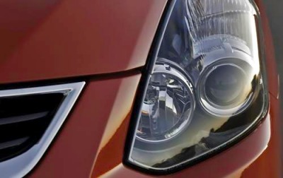 2012 Nissan Altima Head Lamp Detail