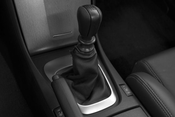 2013 Nissan Altima Coupe Shifter