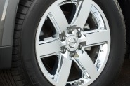 2012 Nissan Armada Platinum 4dr SUV Wheel