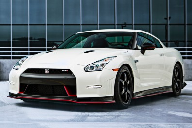 2016 Nissan GT-R NISMO Coupe Exterior