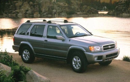 1999 Nissan Pathfinder 4 Dr LE 4WD Wagon