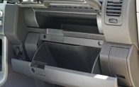 2006 Nissan Pathfinder SE Storage Bin/Glovebox