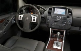 2011 Nissan Pathfinder LE V8 Dashboard Shown