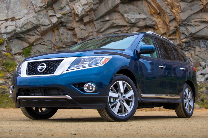 2016 Nissan Pathfinder Platinum 4dr SUV Exterior Shown