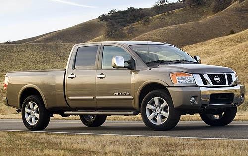 2010 Nissan Titan LE 4dr Crew Cab Pickup