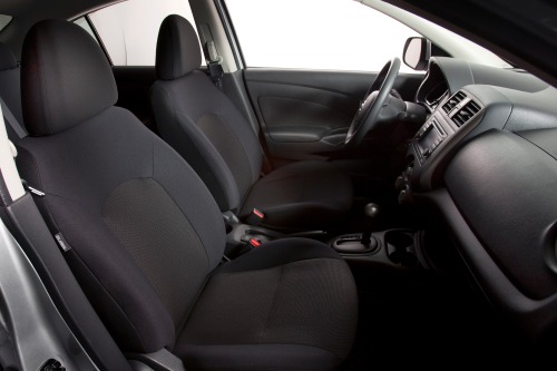 2012 Nissan Versa 1.6 SL Sedan Interior