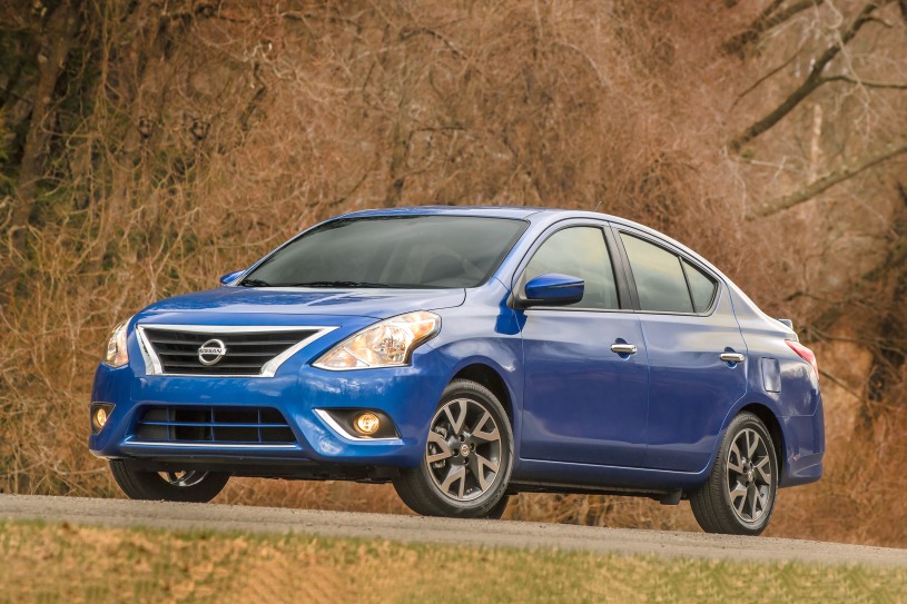 2017 Nissan Versa 1.6 SL Sedan Exterior Shown