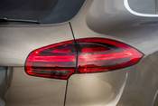 2016 Porsche Cayenne S E-Hybrid 4dr SUV Exterior Detail