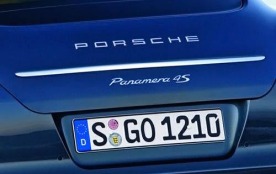 2010 Porsche Panamera 4S Rear Badging