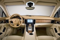2013 Porsche Panamera S Sedan Dashboard