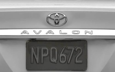 2012 Toyota Avalon Rear Badging