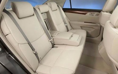 2012 Toyota Avalon Limited Rear Interior