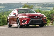 2018 Toyota Camry Hybrid SE Sedan Exterior