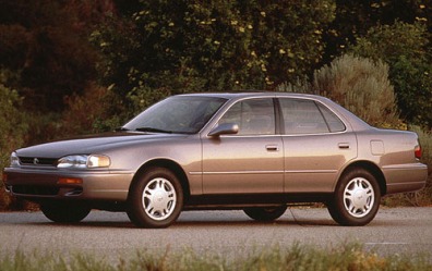 1996 Toyota Camry 4 Dr XLE Sedan