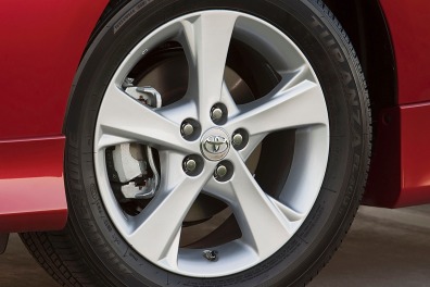 2013 Toyota Corolla S Sedan Wheel