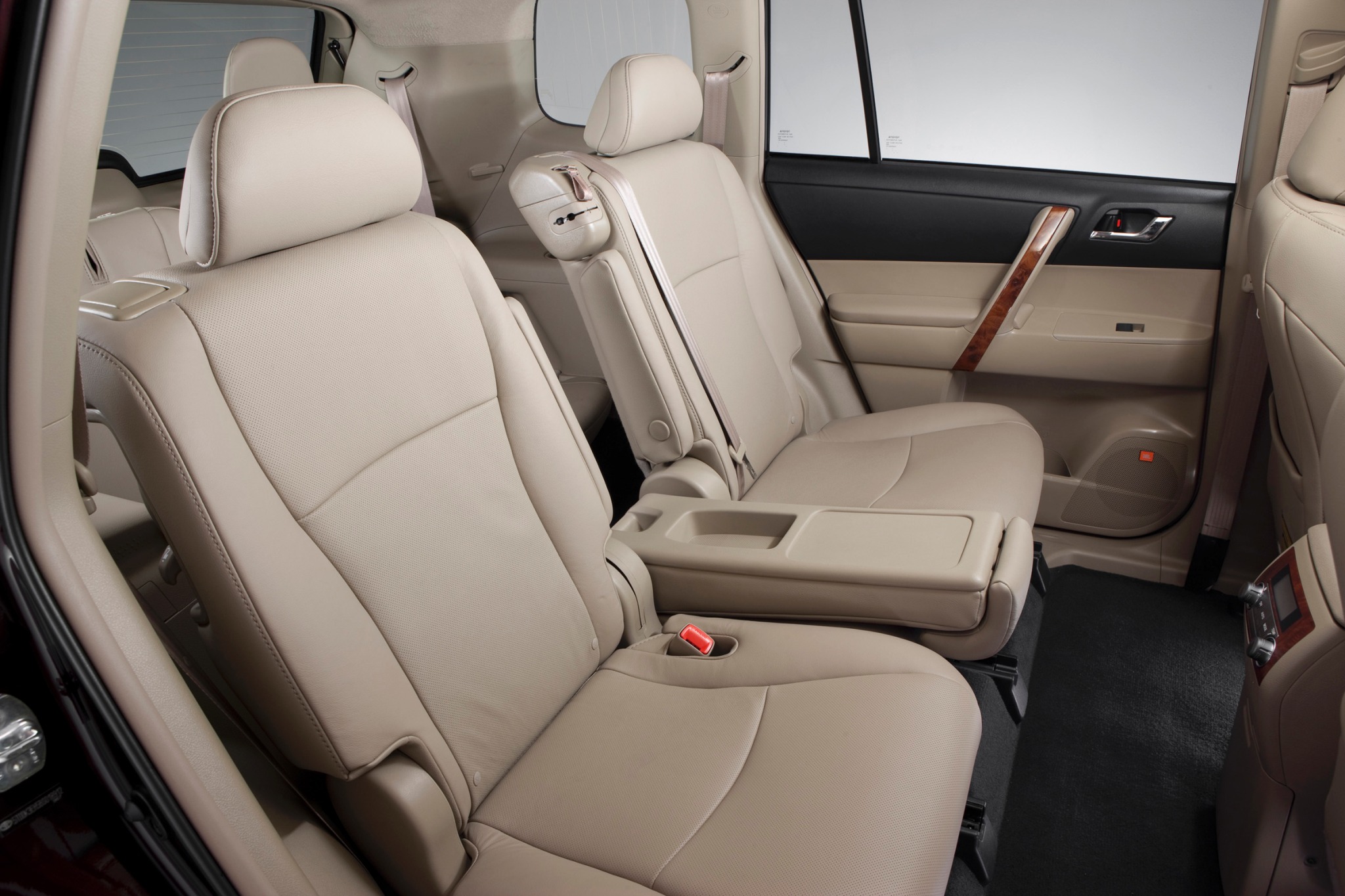 2013 Toyota Highlander Limited 4dr SUV Interior