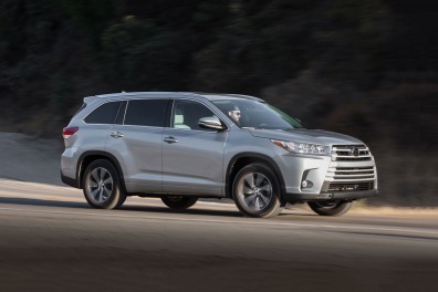 Toyota Highlander XLE 4dr SUV Exterior Shown