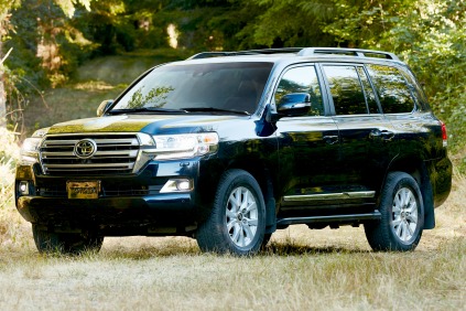 2016 Toyota Land Cruiser 4dr SUV Exterior