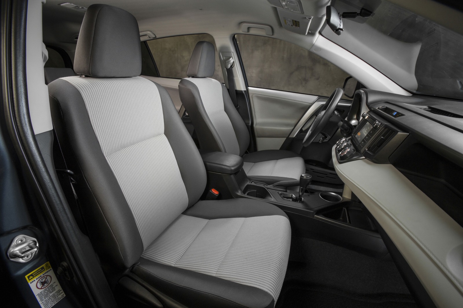 2013 Toyota RAV4 LE 4dr SUV Interior