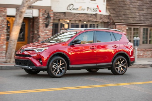2018 Toyota RAV4 SE 4dr SUV Exterior Shown