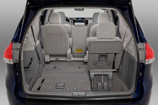2012 Toyota Sienna LE 7-Passenger Passenger Minivan Cargo Area