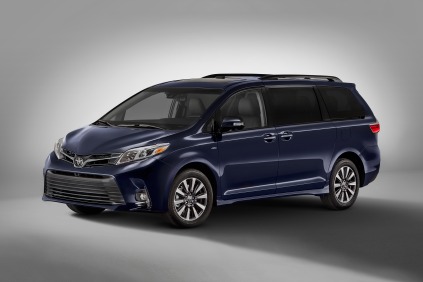 2018 Toyota Sienna Limited Premium 7-Passenger Minivan Exterior Shown