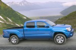 2007 Toyota Tacoma PreRunner V6 Crew Cab Pickup Exterior