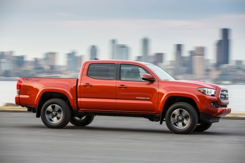 2017 Toyota Tacoma TRD Sport Crew Cab Pickup Exterior