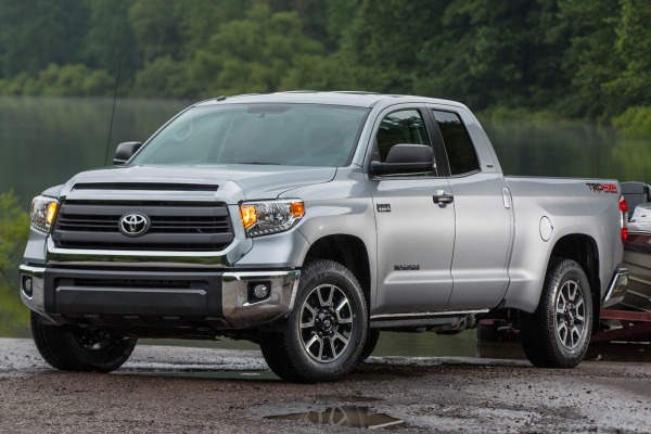 2014 Toyota Tundra SR5 Extended Cab Pickup Exterior
