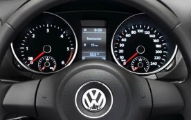 2011 Volkswagen Golf 4dr Instrument Cluster Shown