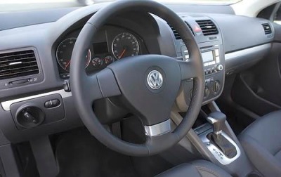 2010 Volkswagen Jetta VIN# 3VWRA7AJ6AM018700