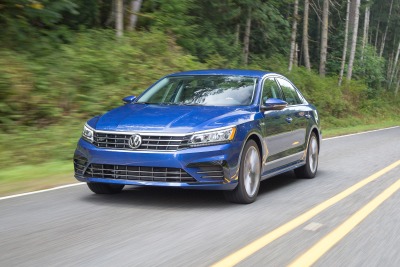 2018 Volkswagen Passat R-Line Sedan Exterior