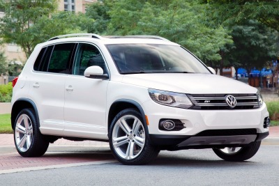 2015 Volkswagen Tiguan R-Line 4Motion 4dr SUV Exterior Shown