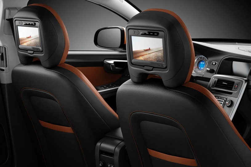 2013 Volvo S60 T6 R-Design Sedan Interior Detail