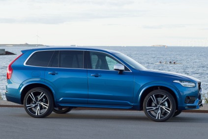 2016 Volvo XC90 T6 R-Design 4dr SUV Exterior